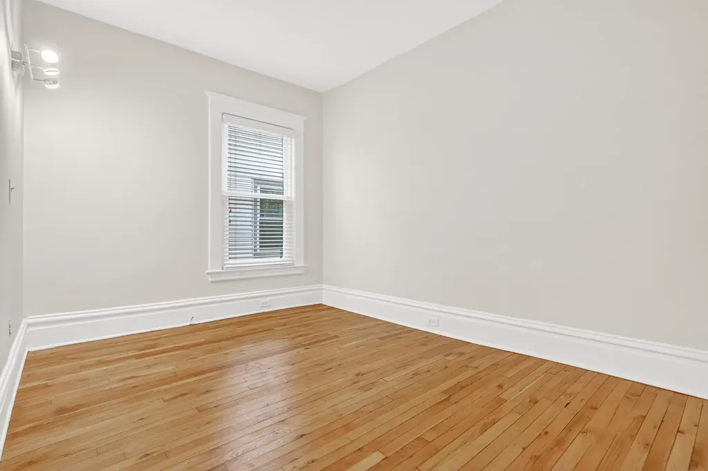 842 Hall Street SE Grand Rapids City MI 49507