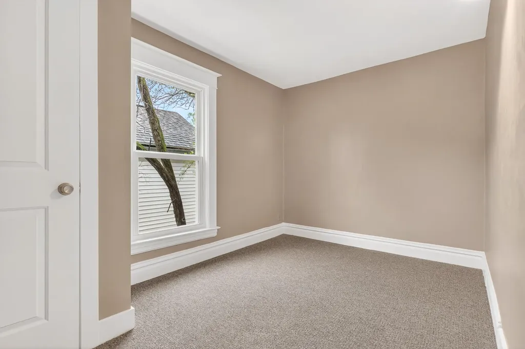 842 Hall Street SE Grand Rapids City MI 49507