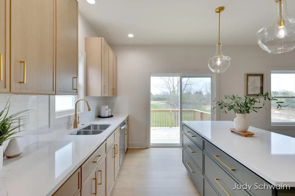 754 Noble Drive Belding City MI 48809