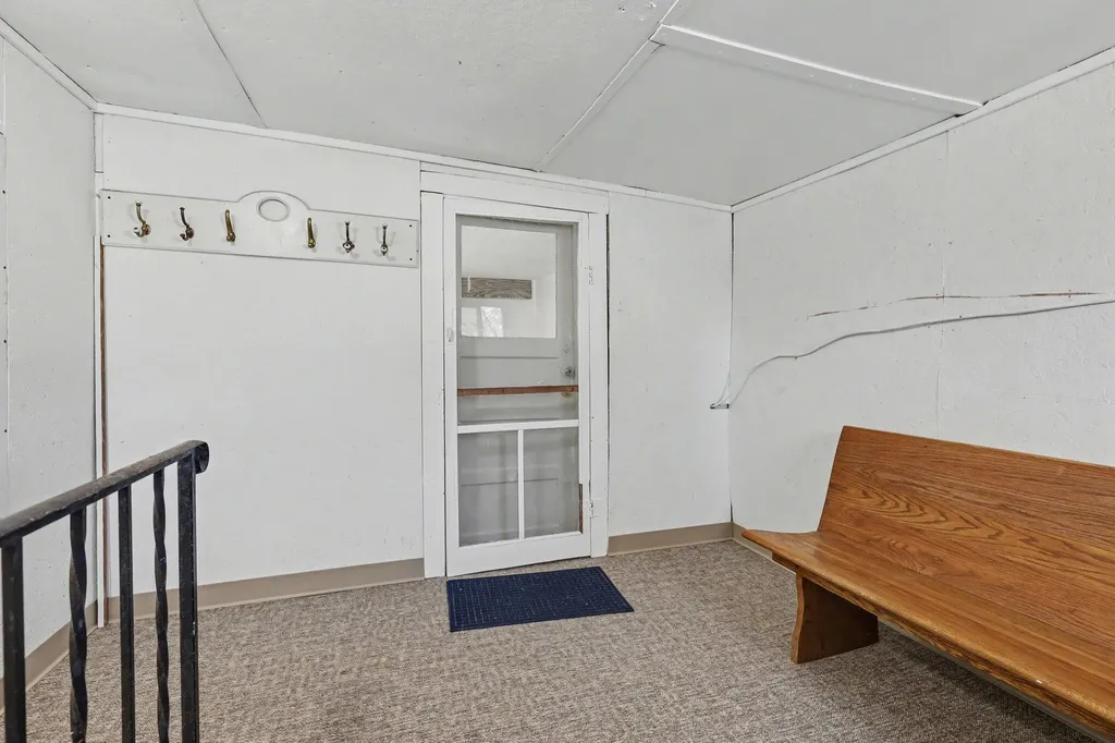 21 E Maple Street NE Cedar Springs City MI 49319
