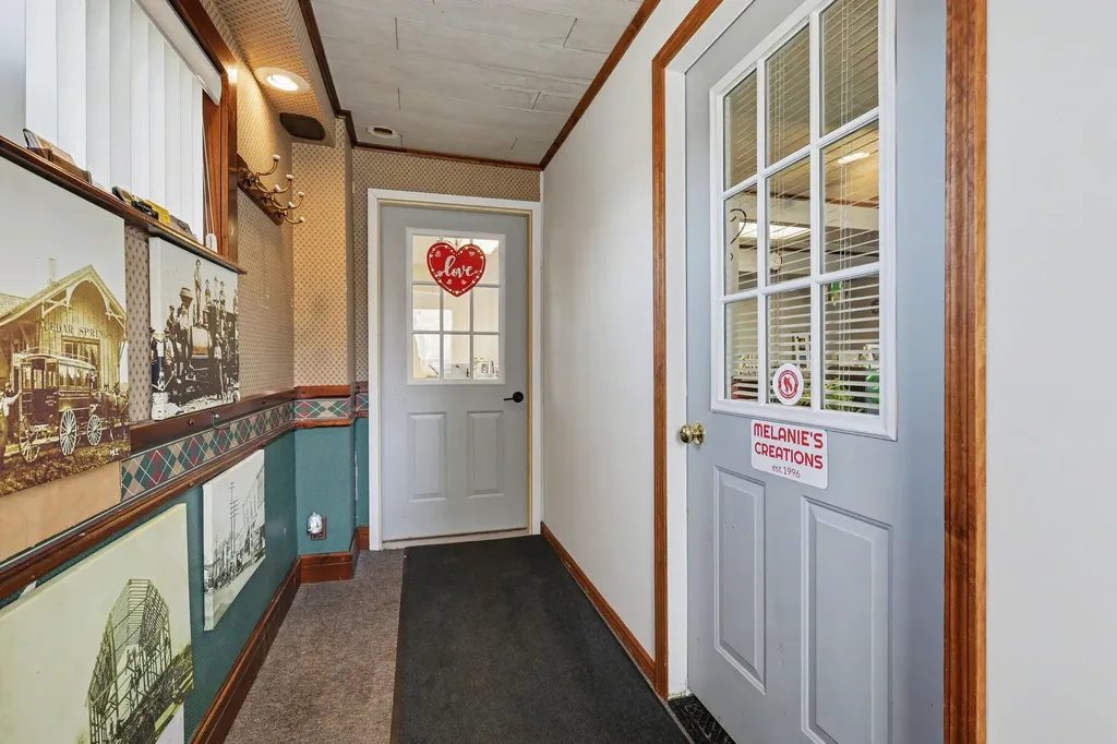 21 E Maple Street NE Cedar Springs City MI 49319