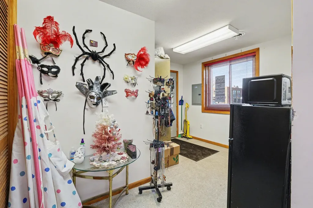 21 E Maple Street NE Cedar Springs City MI 49319