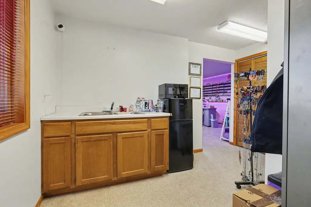 21 E Maple Street NE Cedar Springs City MI 49319