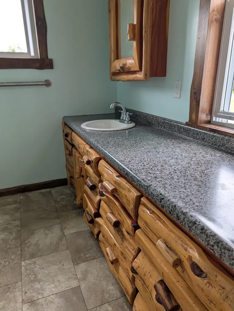 950 W 40th Street Unknown City MI 49412