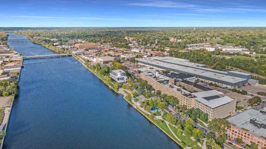940 Monroe Avenue NW Grand Rapids City MI 49503