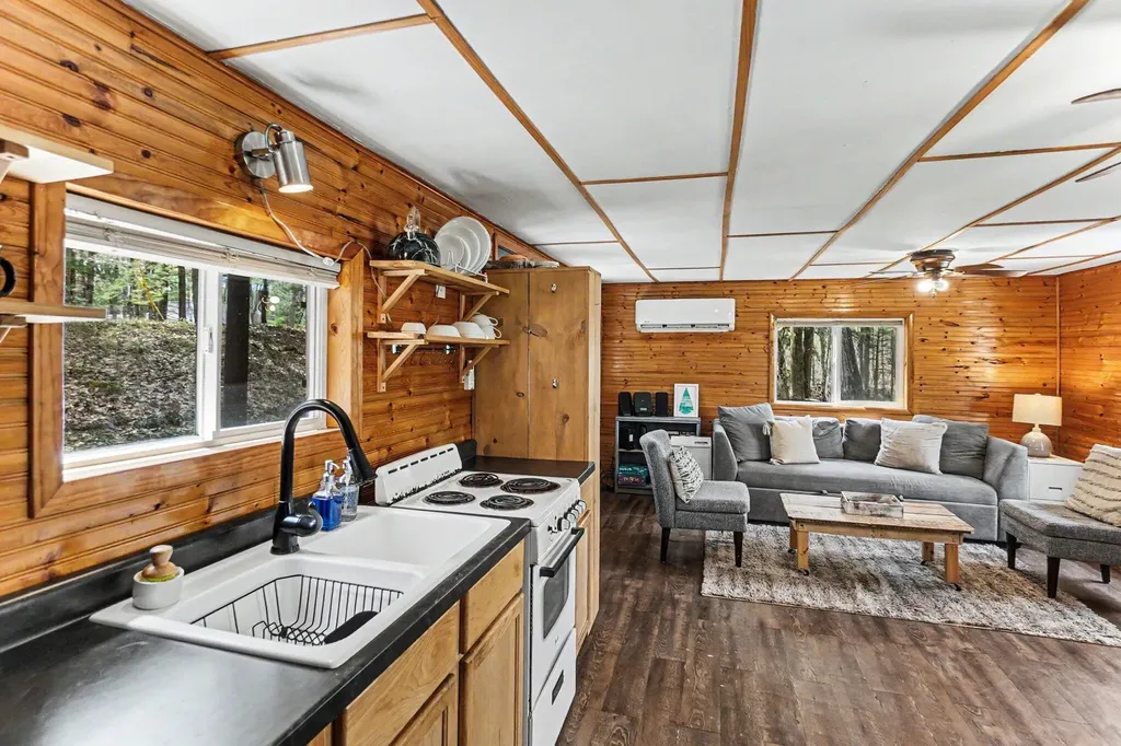 1153 W Channel Street Lilley Township MI 49309