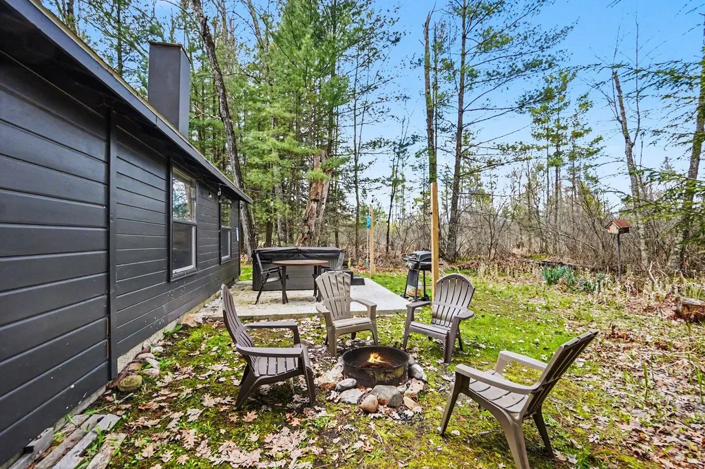 1153 W Channel Street Lilley Township MI 49309