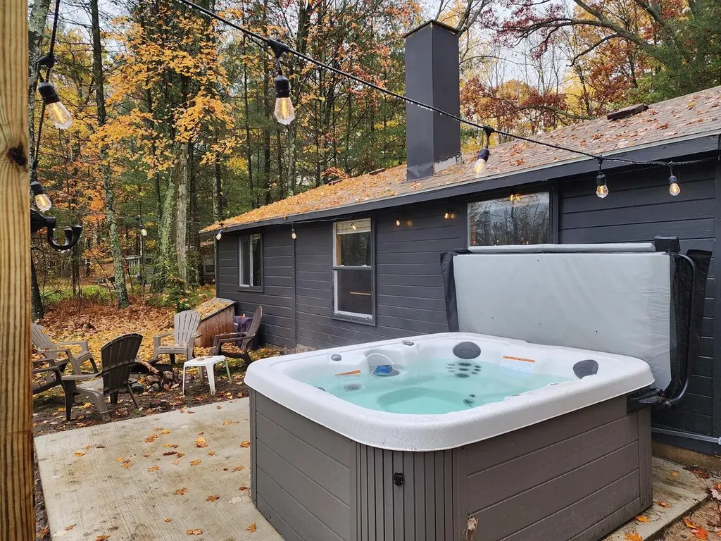 1153 W Channel Street Lilley Township MI 49309