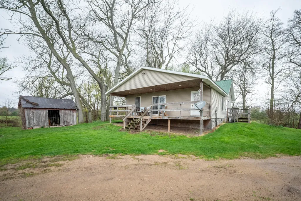 6333 195th Avenue Mecosta Township MI 49346