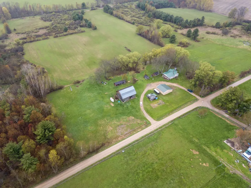 6333 195th Avenue Mecosta Township MI 49346