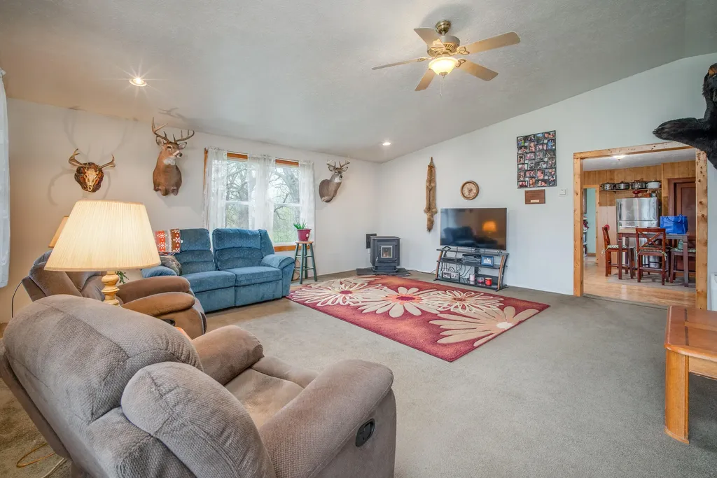 6333 195th Avenue Mecosta Township MI 49346