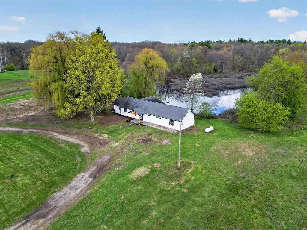 13509 Cypress Avenue Ensley Township MI 49343