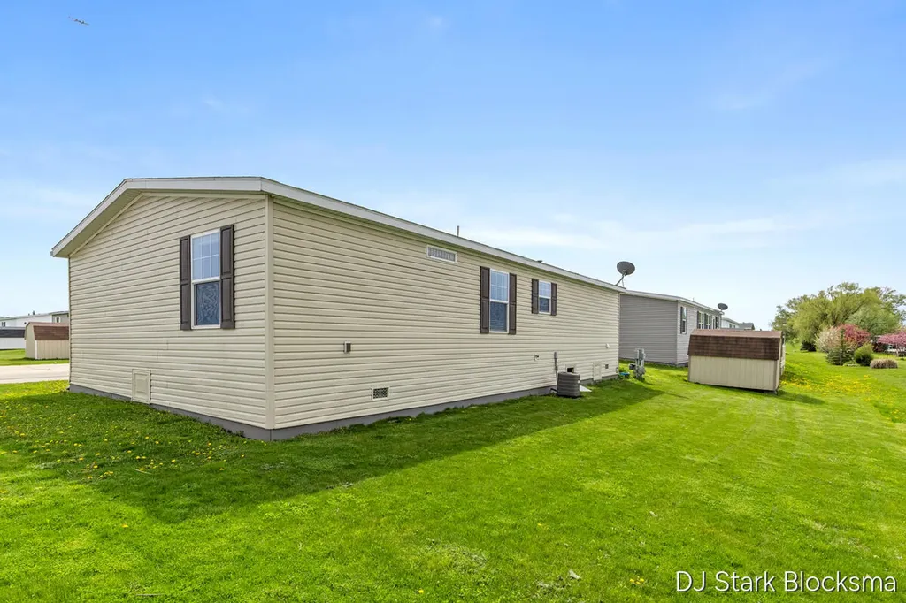 7435 Bronco Drive SE Caledonia Township MI 49316