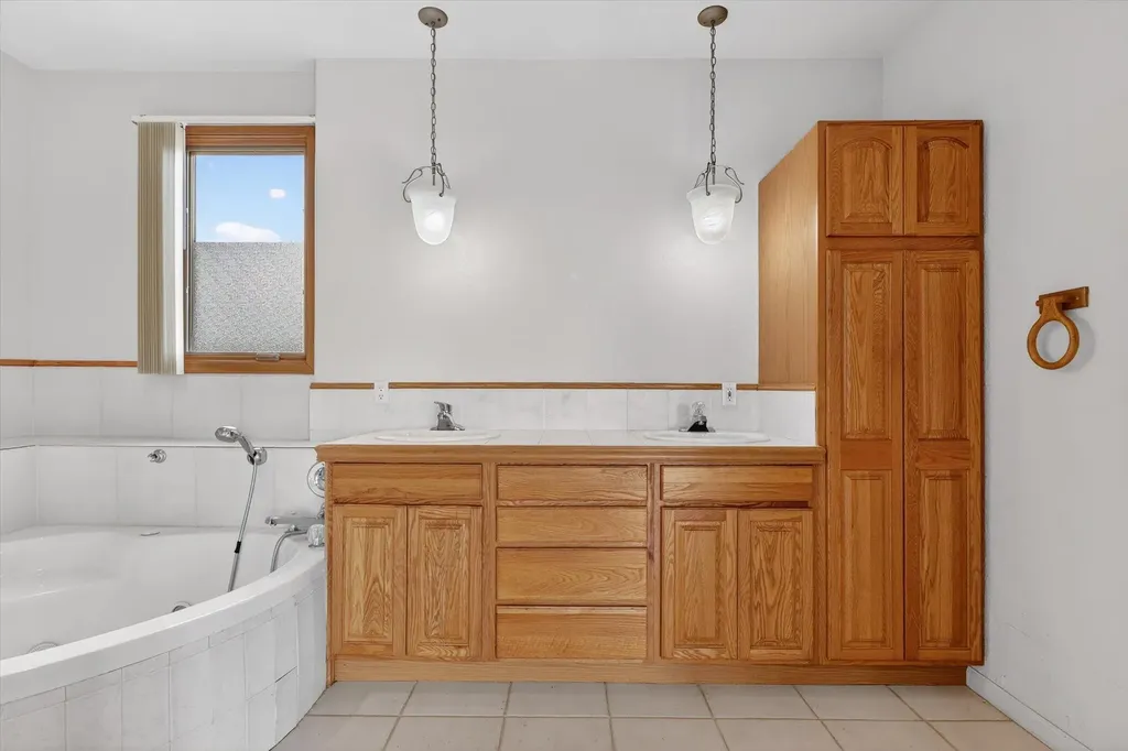 13117 Lakeshore Drive Wayland Township MI 49344