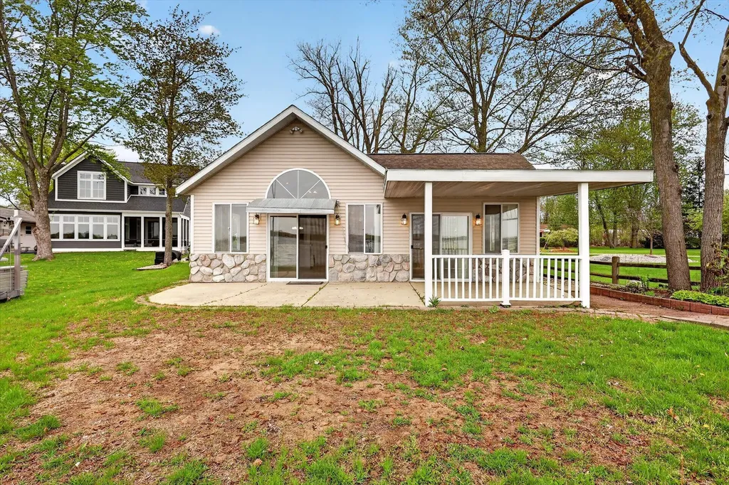 13117 Lakeshore Drive Wayland Township MI 49344