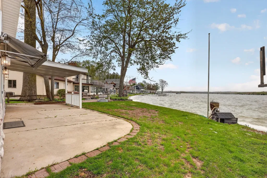 13117 Lakeshore Drive Wayland Township MI 49344