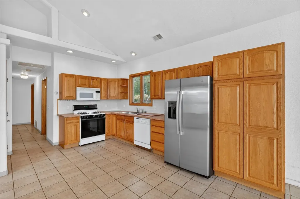 13117 Lakeshore Drive Wayland Township MI 49344