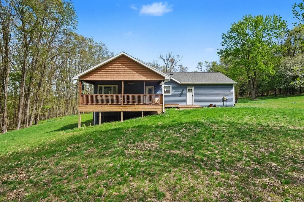 8300 Grand River Drive SE Cascade Charter Township MI 49301