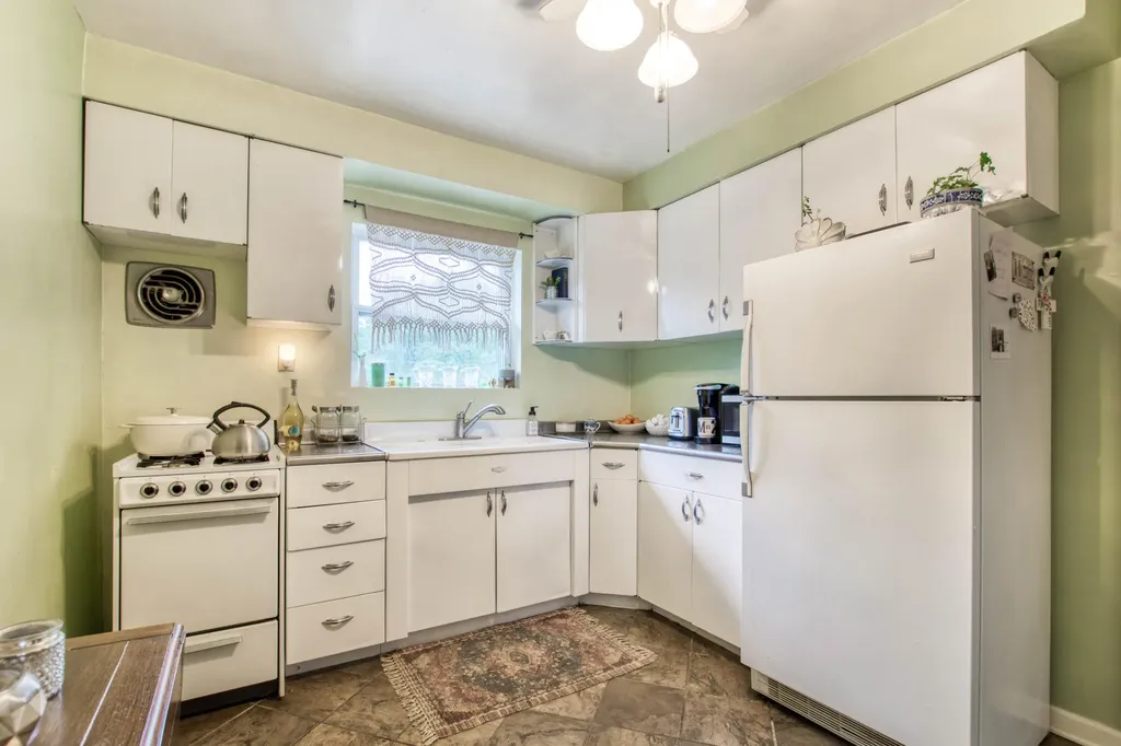 3025 E Main Street Kalamazoo Charter Township MI 49048
