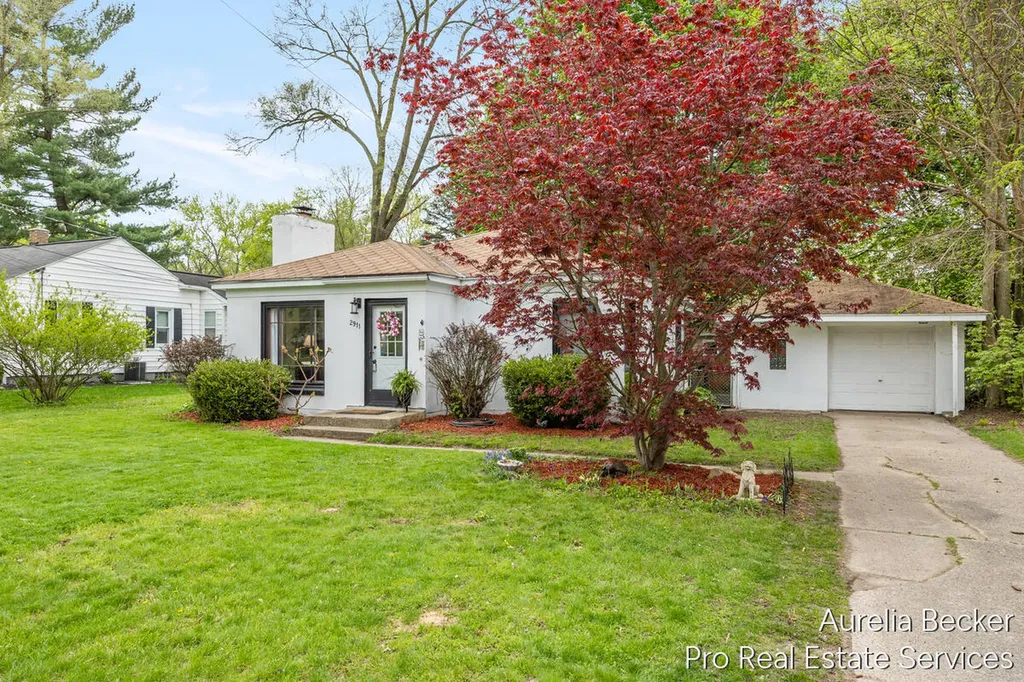 2911 Foster Avenue NE Grand Rapids City MI 49505