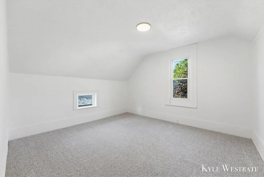 1526 Coit Avenue NE Grand Rapids City MI 49505