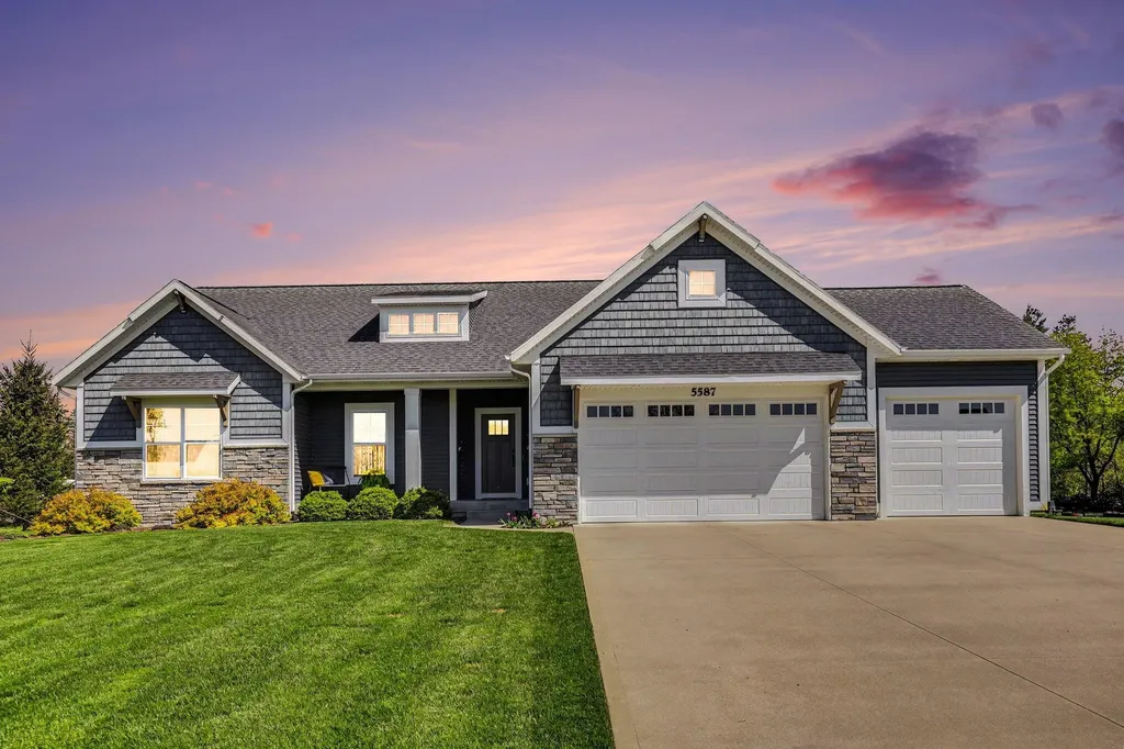 5587 Stanton Woods Drive Blendon Township MI 49426