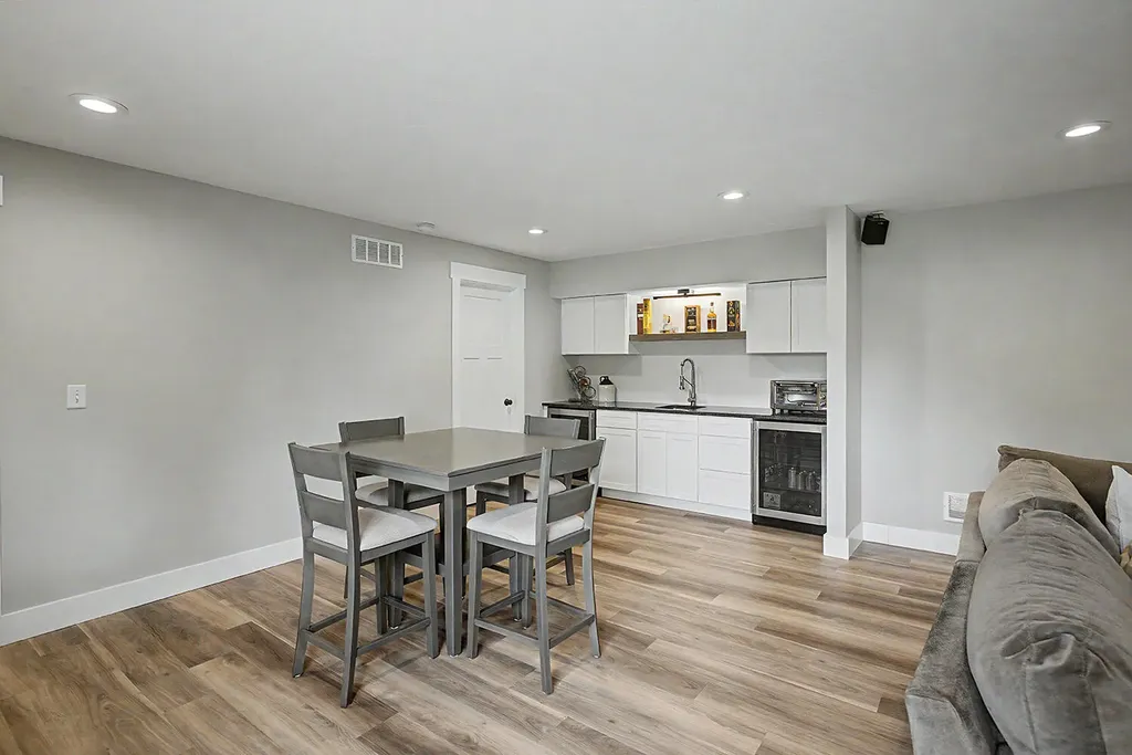 5587 Stanton Woods Drive Blendon Township MI 49426