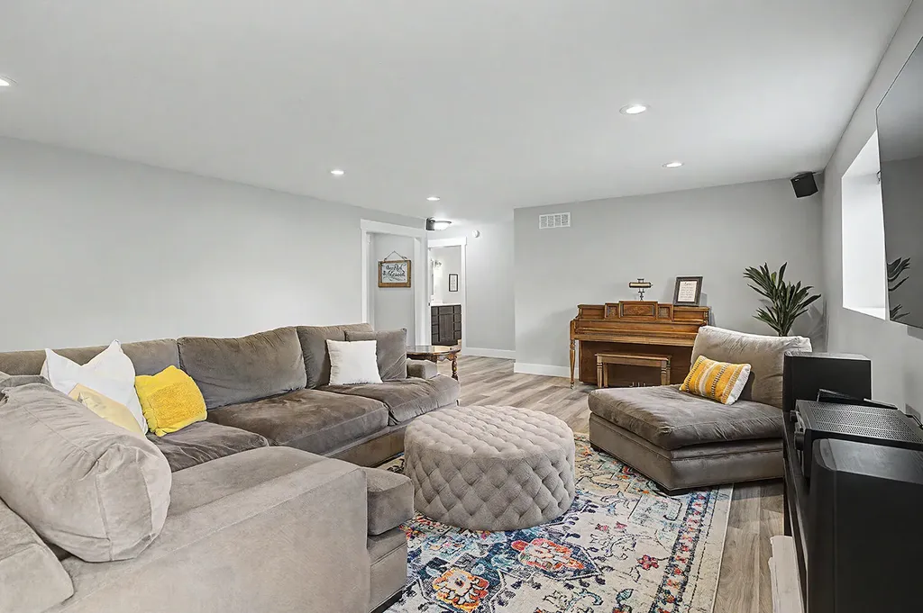5587 Stanton Woods Drive Blendon Township MI 49426