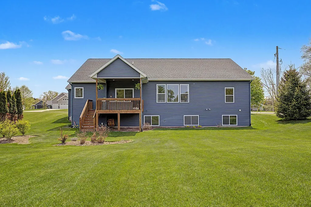 5587 Stanton Woods Drive Blendon Township MI 49426