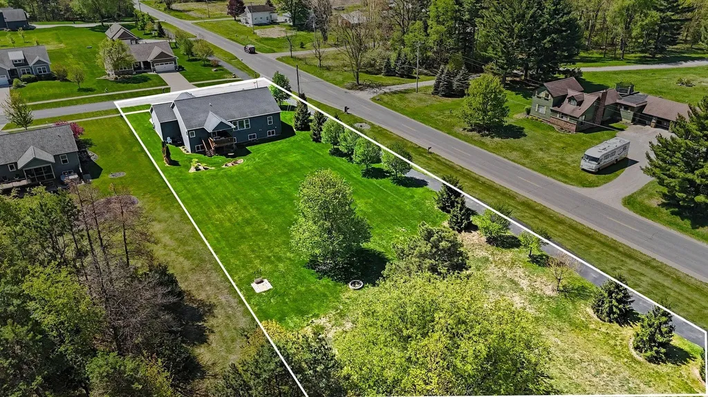 5587 Stanton Woods Drive Blendon Township MI 49426