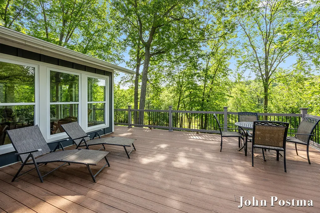 7314 Thornapple Park Drive SE Cascade Charter Township MI 49546