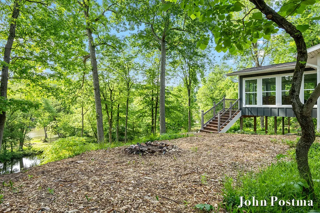 7314 Thornapple Park Drive SE Cascade Charter Township MI 49546