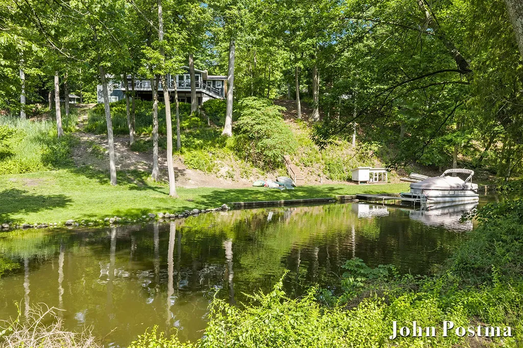 7314 Thornapple Park Drive SE Cascade Charter Township MI 49546