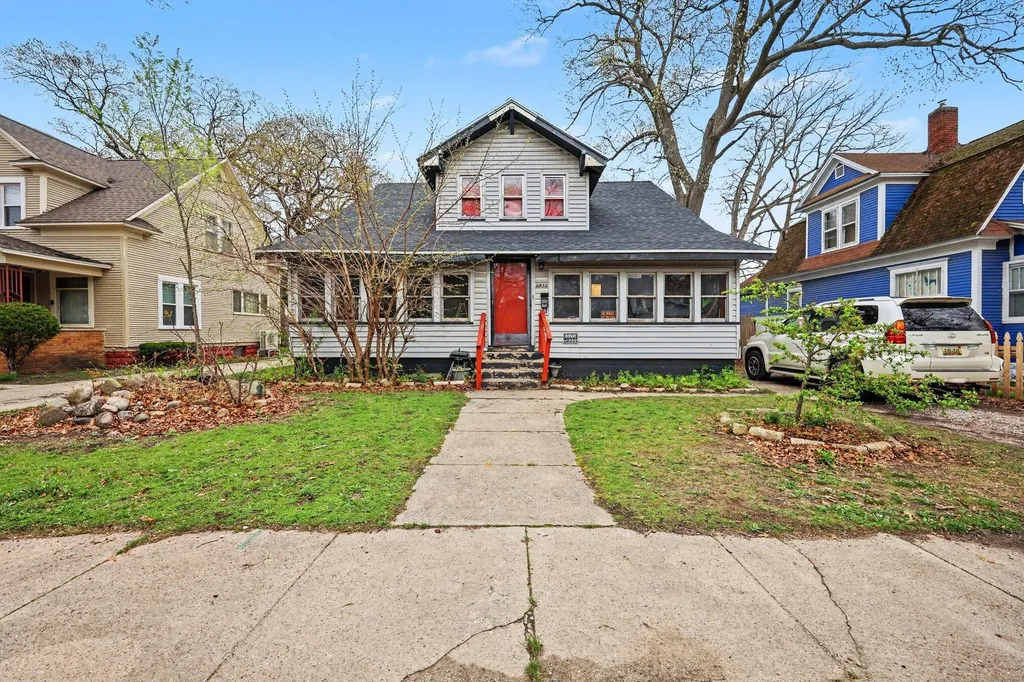 2832 6th Street Muskegon Heights City MI 49444