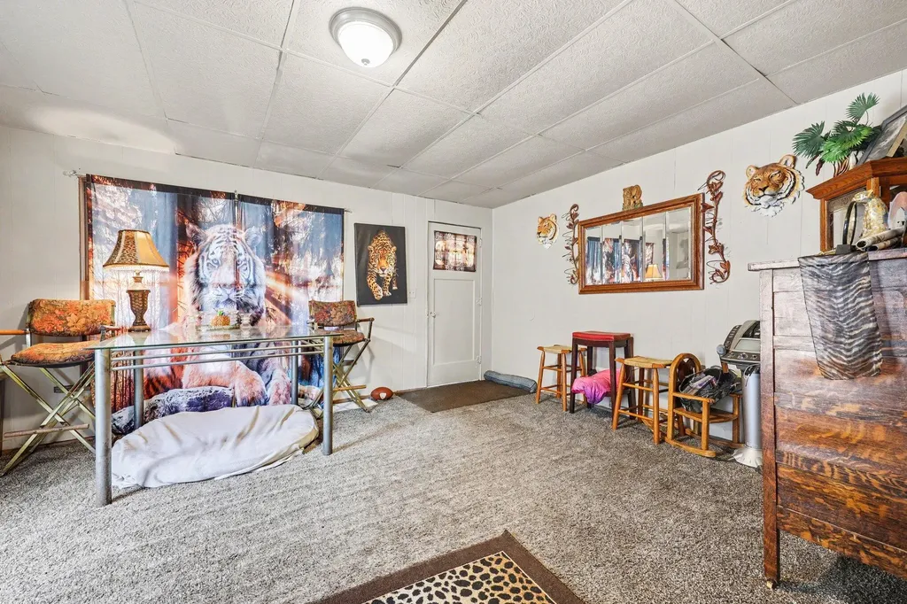 2832 6th Street Muskegon Heights City MI 49444