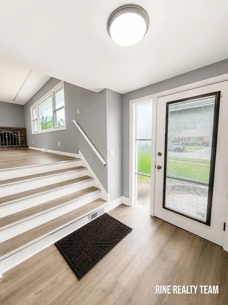 2200 Rossiter Place Lansing City MI 48911
