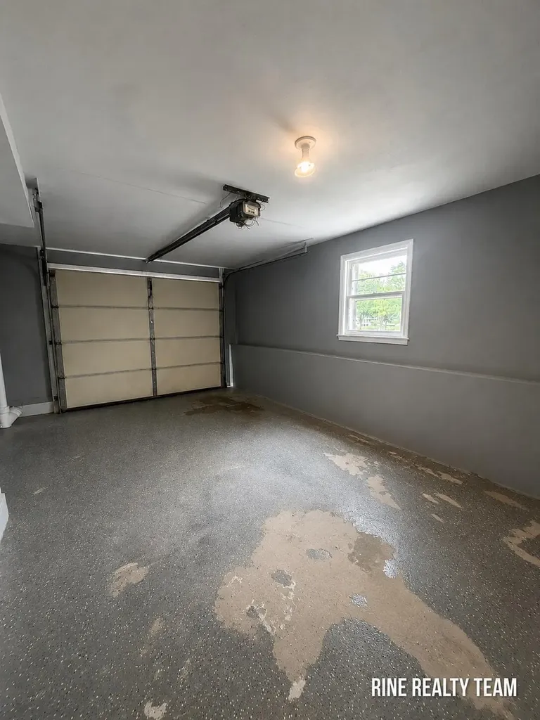 2200 Rossiter Place Lansing City MI 48911