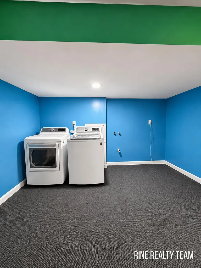 2200 Rossiter Place Lansing City MI 48911