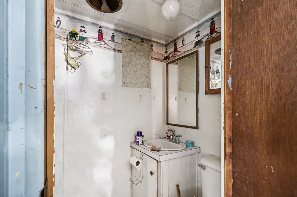 7743 N Manitonka Drive Nottawa Township MI 48893