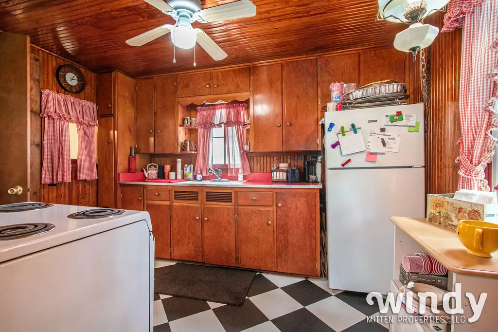 5412 Forest Avenue Watervliet Township MI 49098