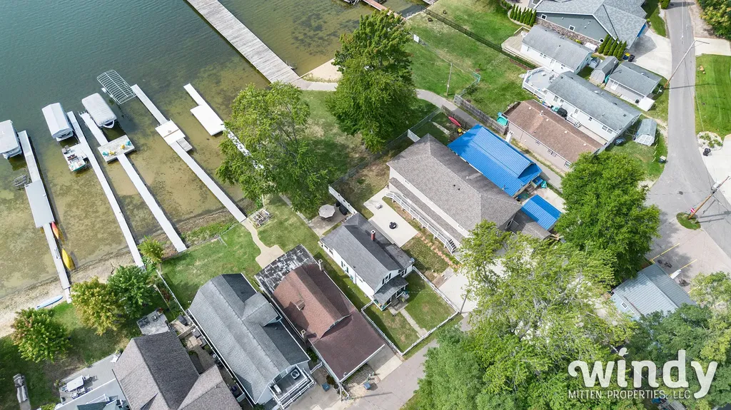 5412 Forest Avenue Watervliet Township MI 49098