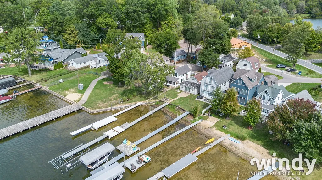 5412 Forest Avenue Watervliet Township MI 49098