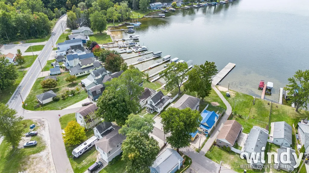 5412 Forest Avenue Watervliet Township MI 49098