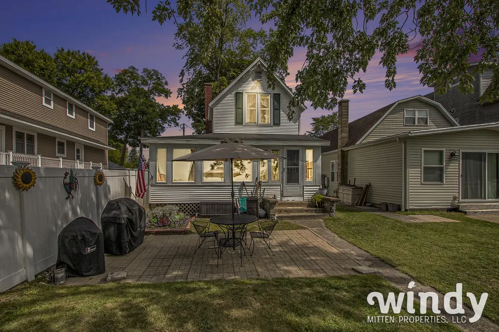 5412 Forest Avenue Watervliet Township MI 49098
