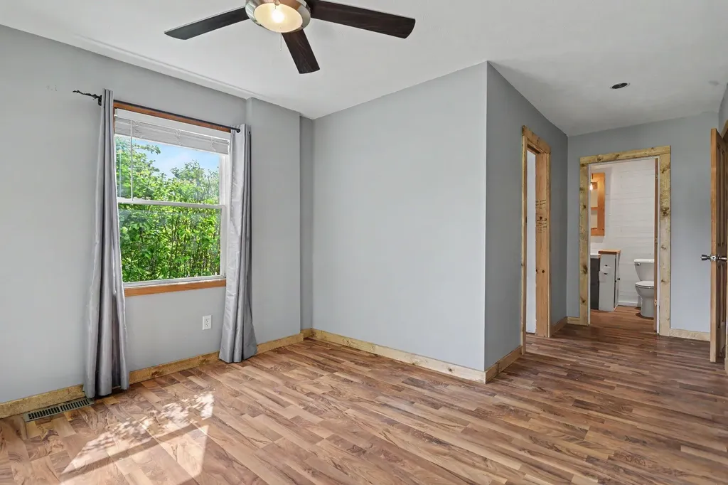 243 E Catherine Street Bellevue Village MI 49021