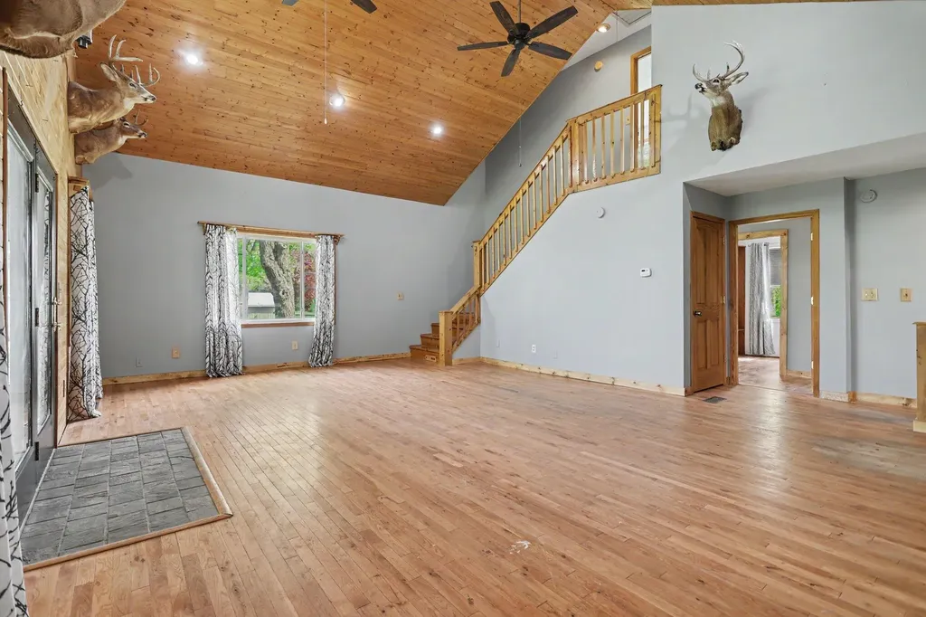 243 E Catherine Street Bellevue Village MI 49021