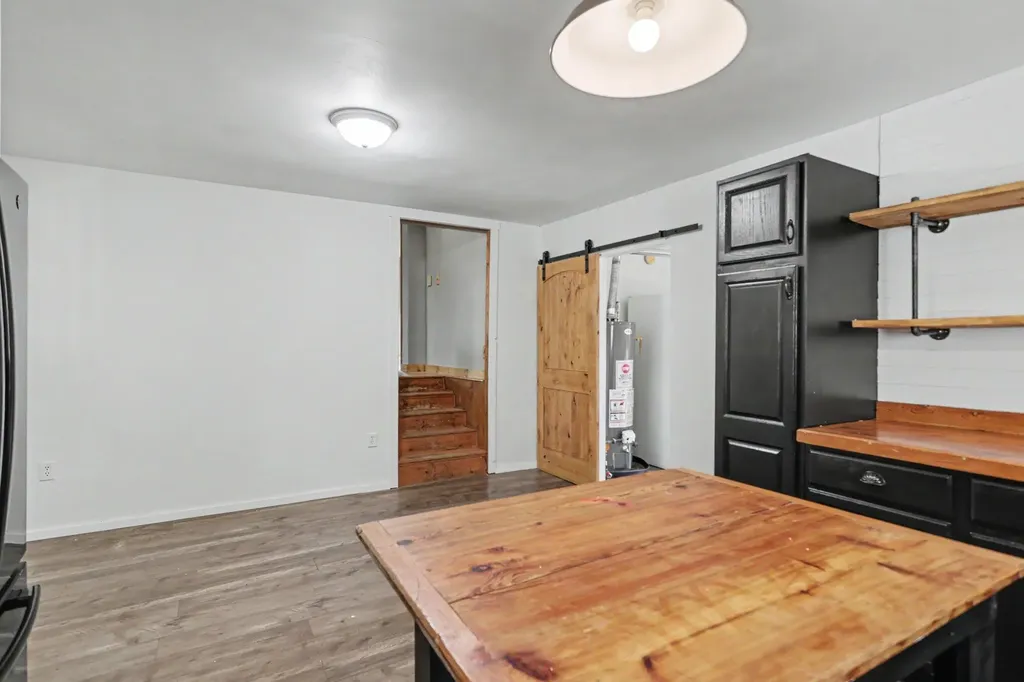 243 E Catherine Street Bellevue Village MI 49021