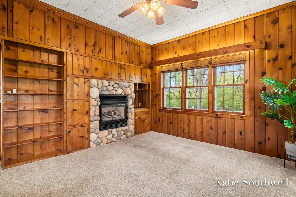 4875 Belding Road NE Cannon Township MI 49341