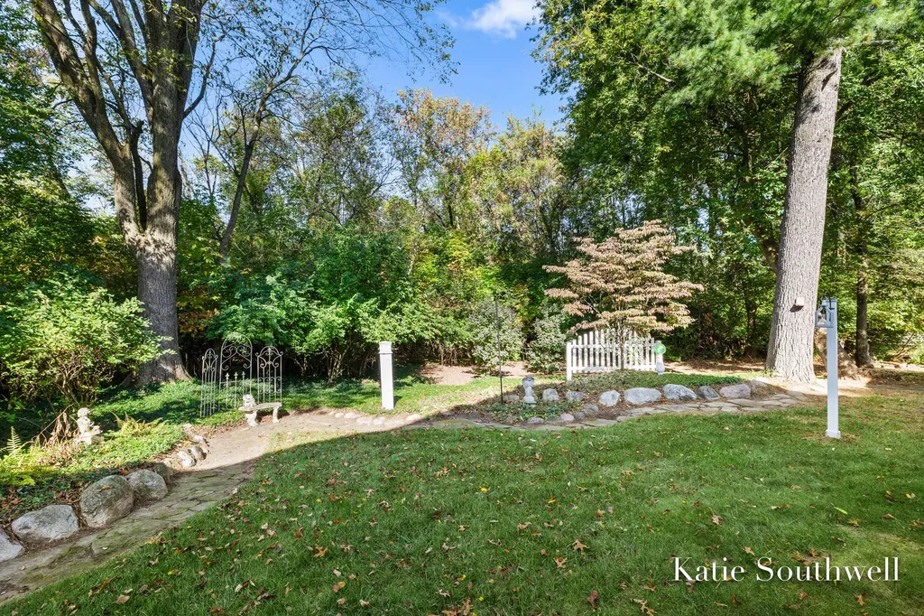 4875 Belding Road NE Cannon Township MI 49341