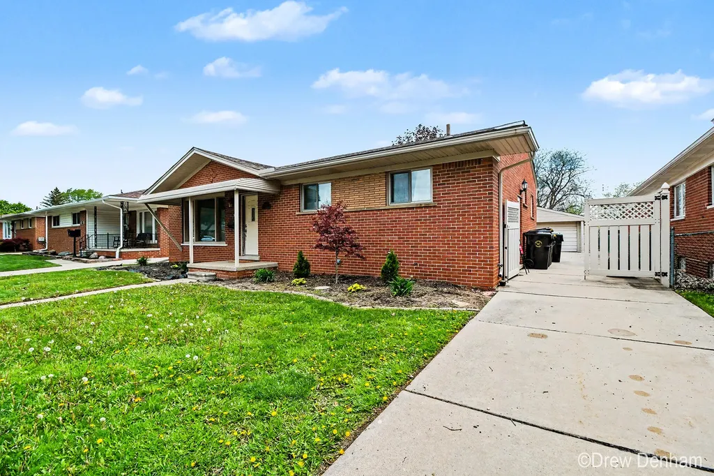 1797 Newman Drive Trenton City MI 48183